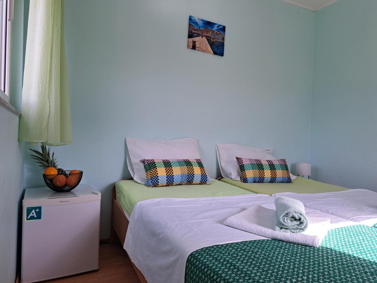 Apartment Penic Kastela Exterior photo
