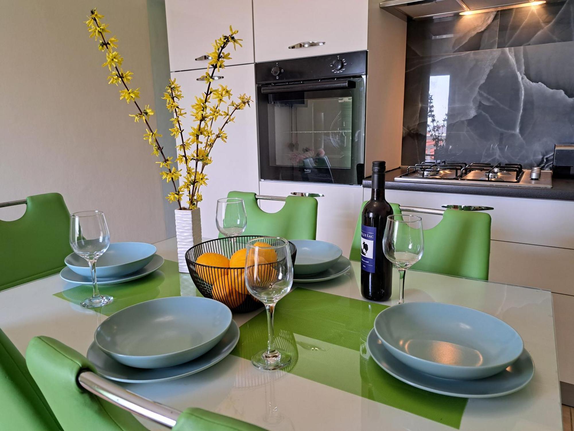 Apartment Penic Kastela Exterior photo